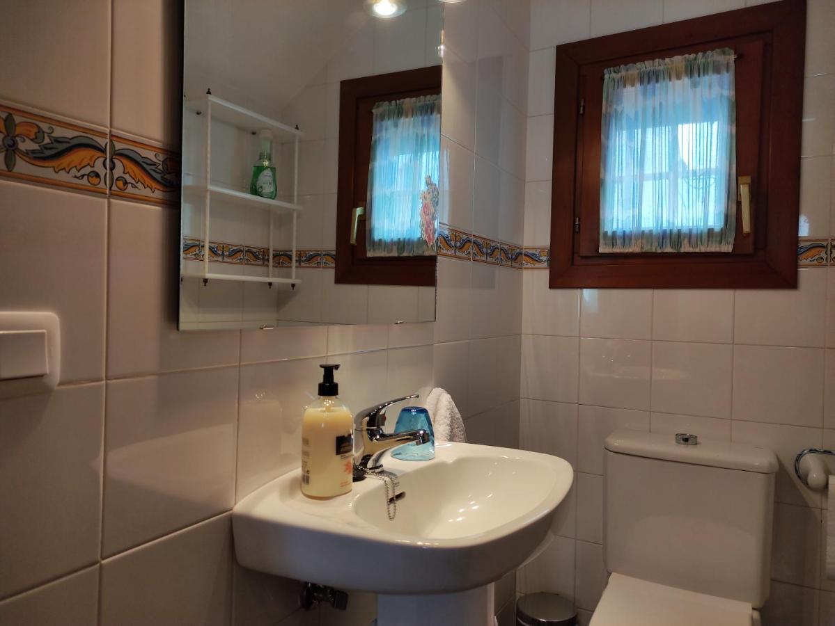 شقة Entretorres. Casa-Duplex En Centro Historico. كارمونا المظهر الخارجي الصورة
