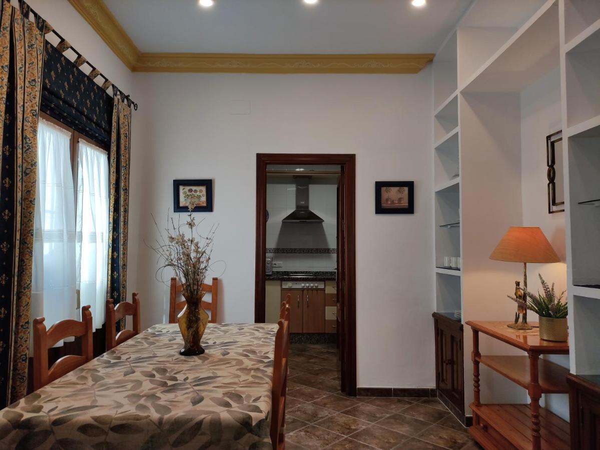 شقة Entretorres. Casa-Duplex En Centro Historico. كارمونا المظهر الخارجي الصورة
